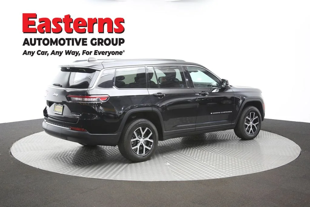 Used 2024 Black Jeep Limited image 44
