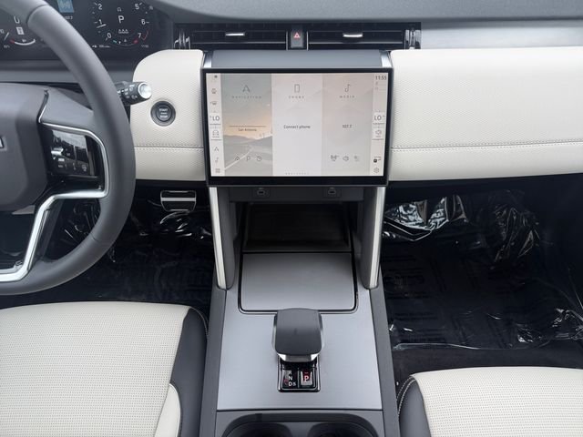 New 2026 Carpathian Grey Land Rover Landmark image 15