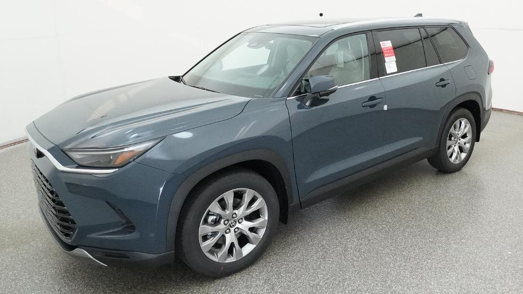 2026 Toyota Grand Highlander Limited AWD's photo