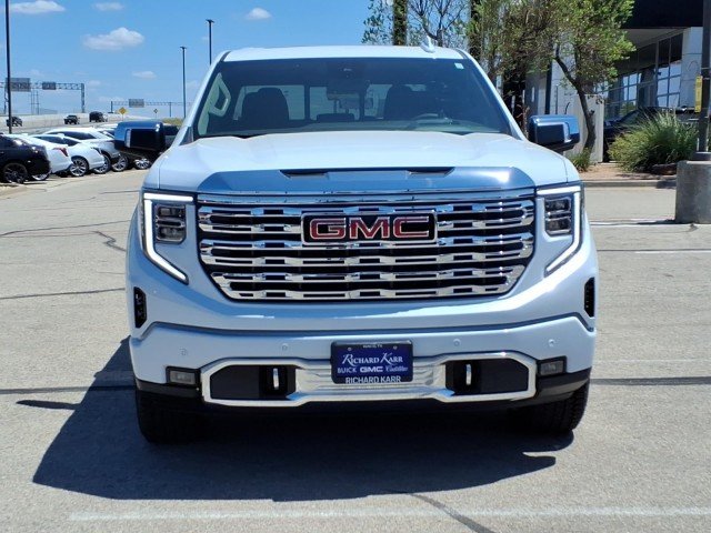 2026 GMC Sierra 1500 Denali - Photo 2