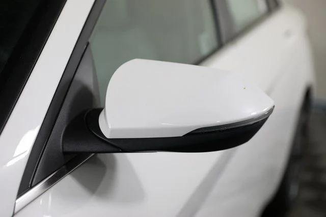 2025 Hyundai Elantra Limited - Photo 60