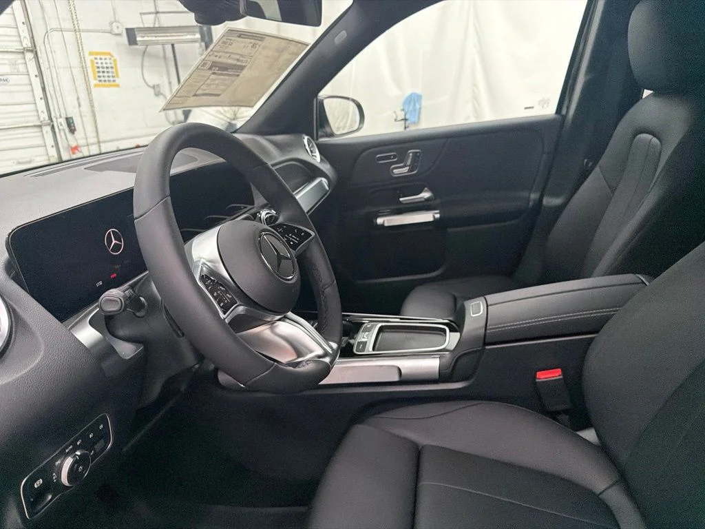 New 2026 Black Mercedes-Benz GLB 250 image 14