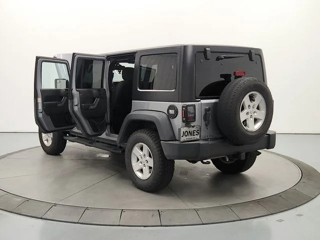 Used 2015 Silver Jeep Unlimited Sport image 14