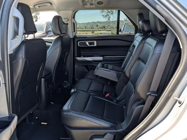 Used 2024 Silver Ford XLT image 13