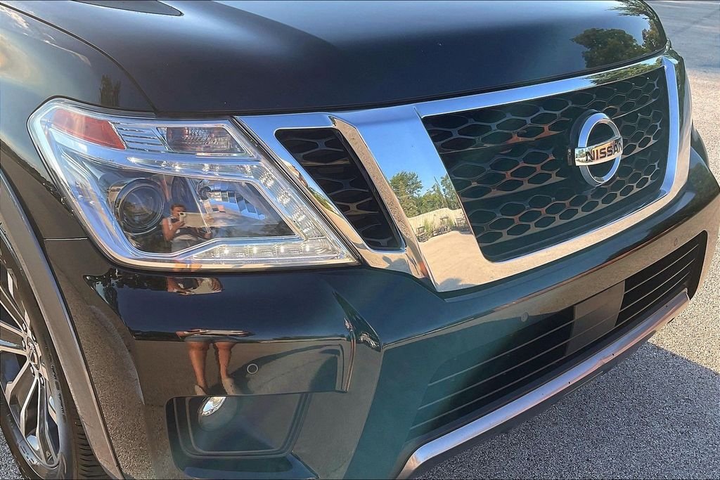 Used 2020 Black Nissan SL image 31
