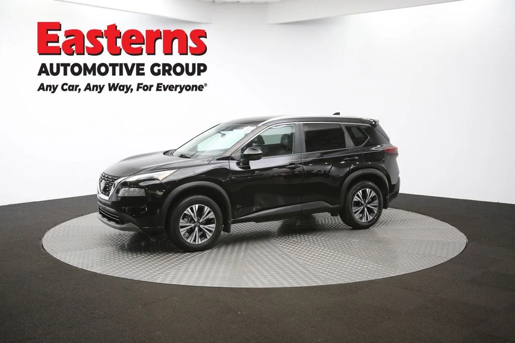 Used 2022 Black Nissan SV image 58