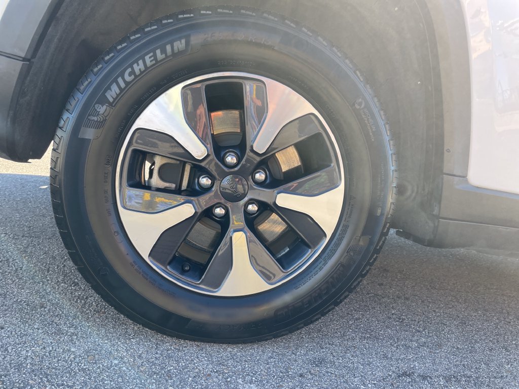 Certified Used 2024 White Jeep 4xe image 11