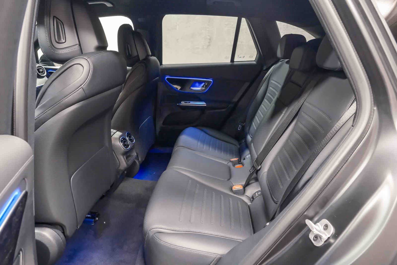 New 2026 MANUFAKTUR exclusive graphite grey magno Mercedes-Benz GLC 300 image 22