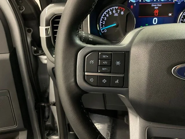 Used 2023 Silver Ford XLT image 12