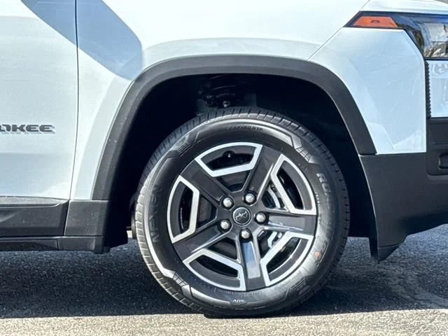 New 2026 Bright White Clearcoat Jeep Laredo image 7