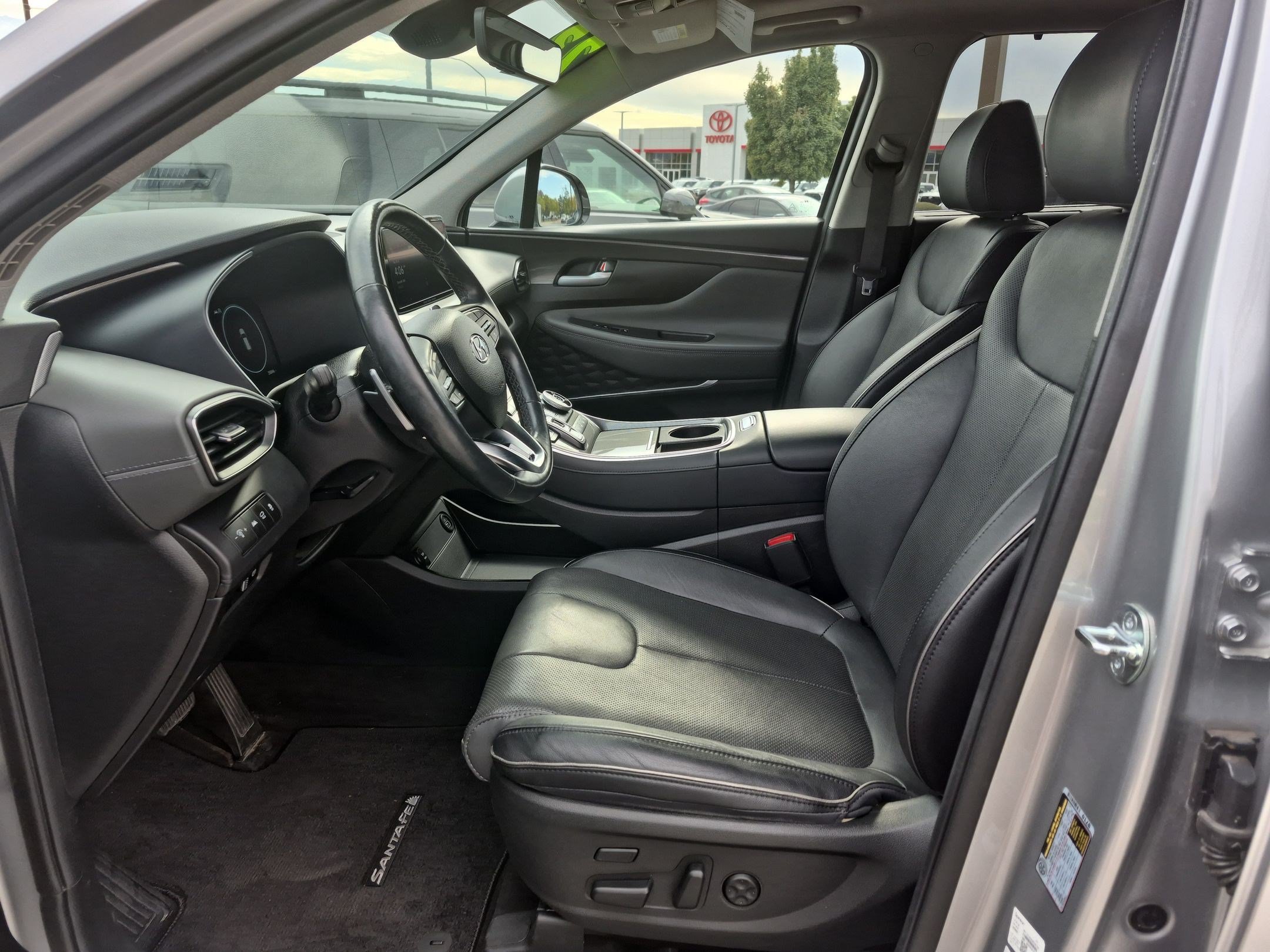Certified Used 2023 Shimmering Silver Hyundai Limited image 16