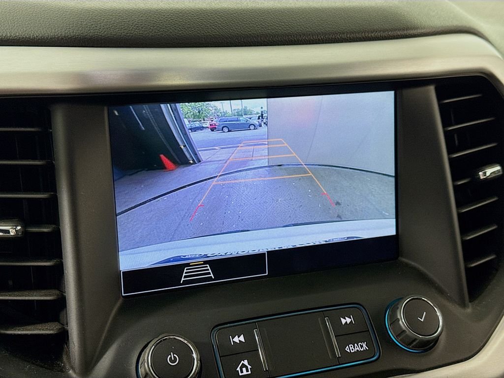 Used 2021 Summit White GMC SLE image 5