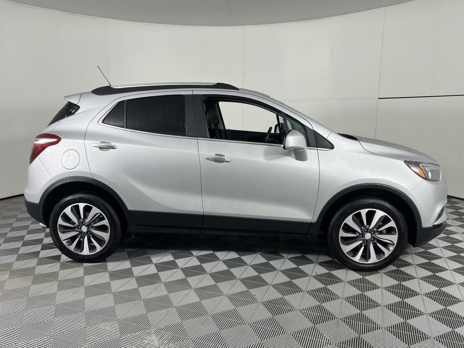Used 2022 Quicksilver Metallic Buick Preferred image 11