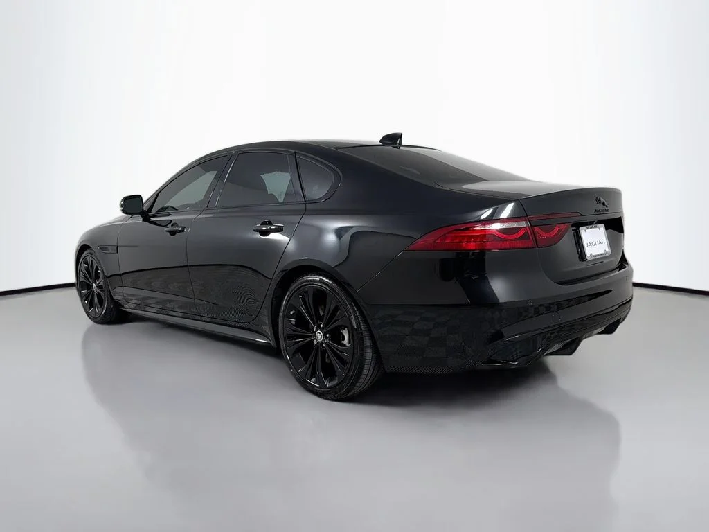 Certified Used 2024 Black Jaguar R-Dynamic SE image 7