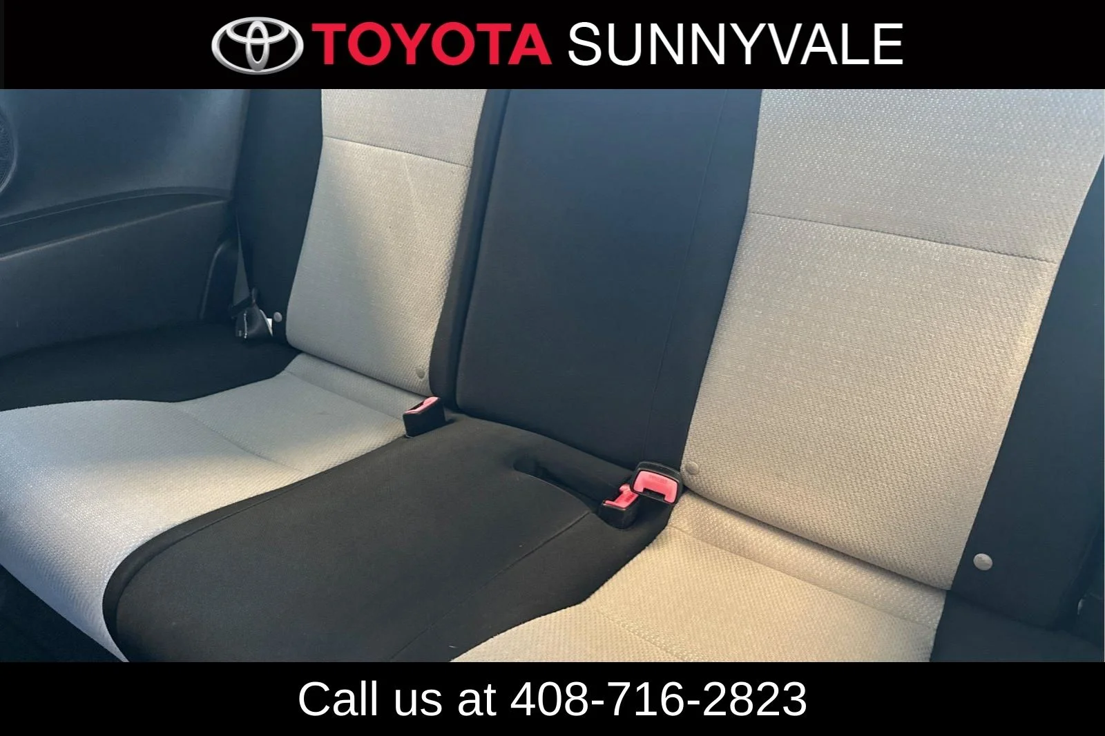 Used 2014 Silver Toyota L image 5