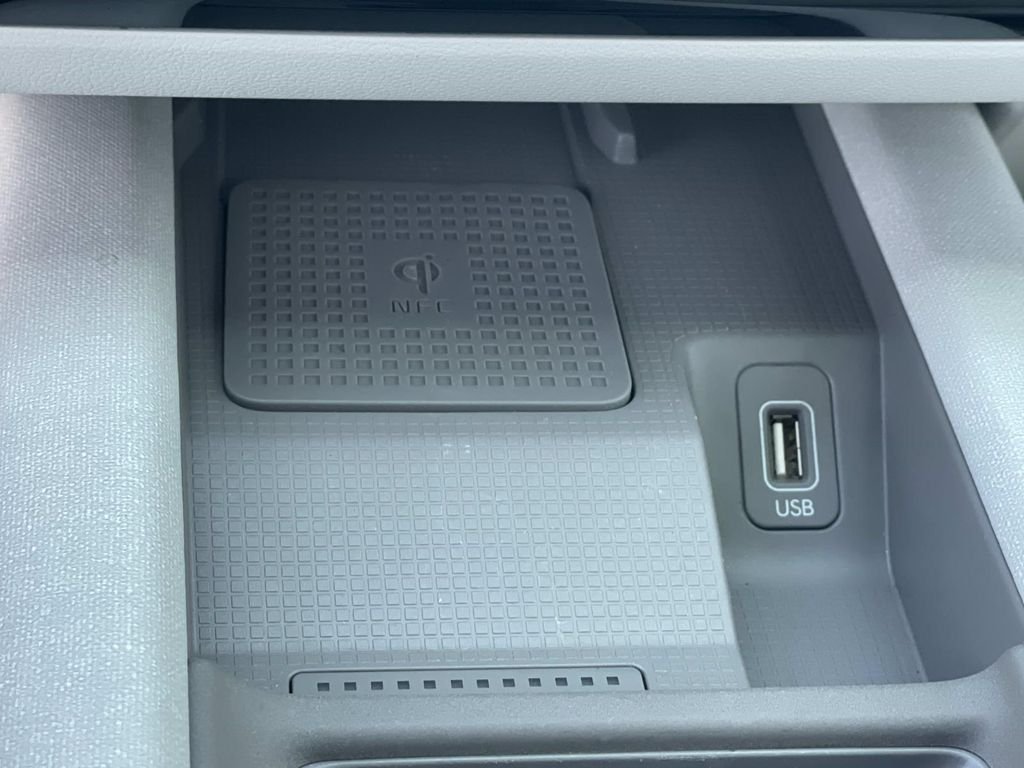 2025 Hyundai IONIQ 6 SEL - Photo 14
