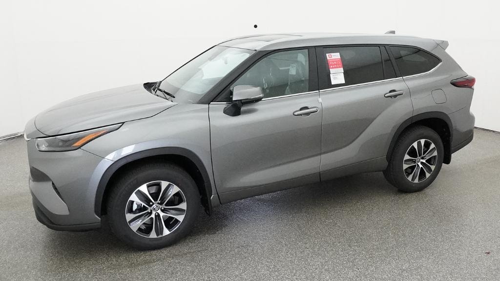 New 2026 Heavy Metal Toyota XLE image 21