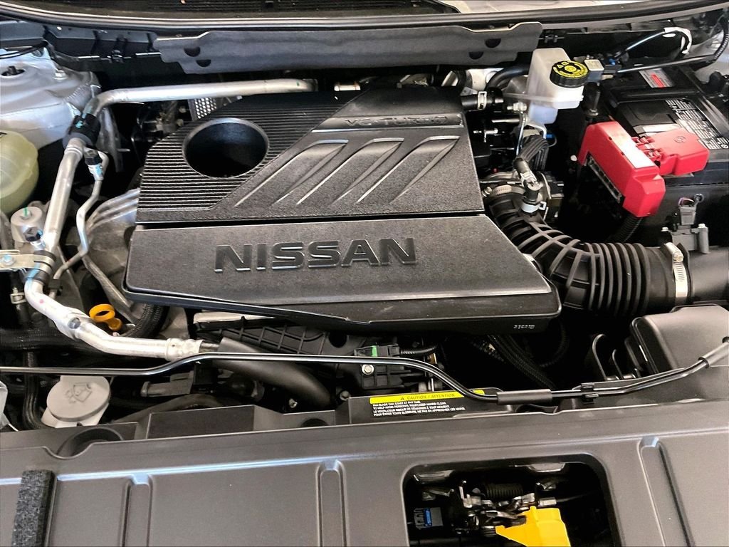 Used 2023 Silver Nissan SV image 34
