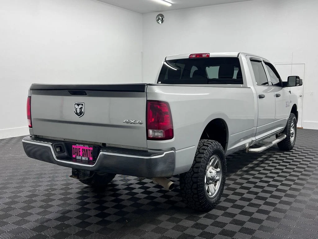 Used 2018 Bright Silver Metallic Clearcoat Ram Tradesman image 9