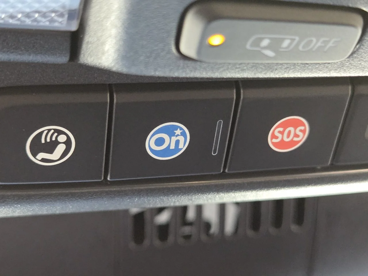 Used 2025 Summit White GMC AT4X image 41