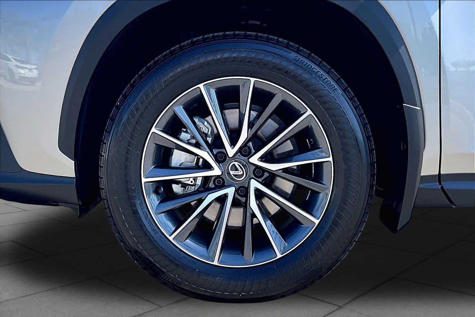 Certified Used 2025 Atomic Silver Lexus Premium image 10