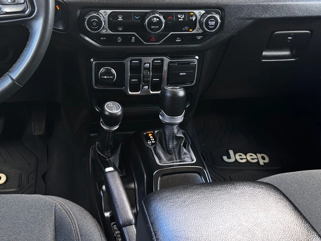 Used 2024 Black Jeep Sport S image 22