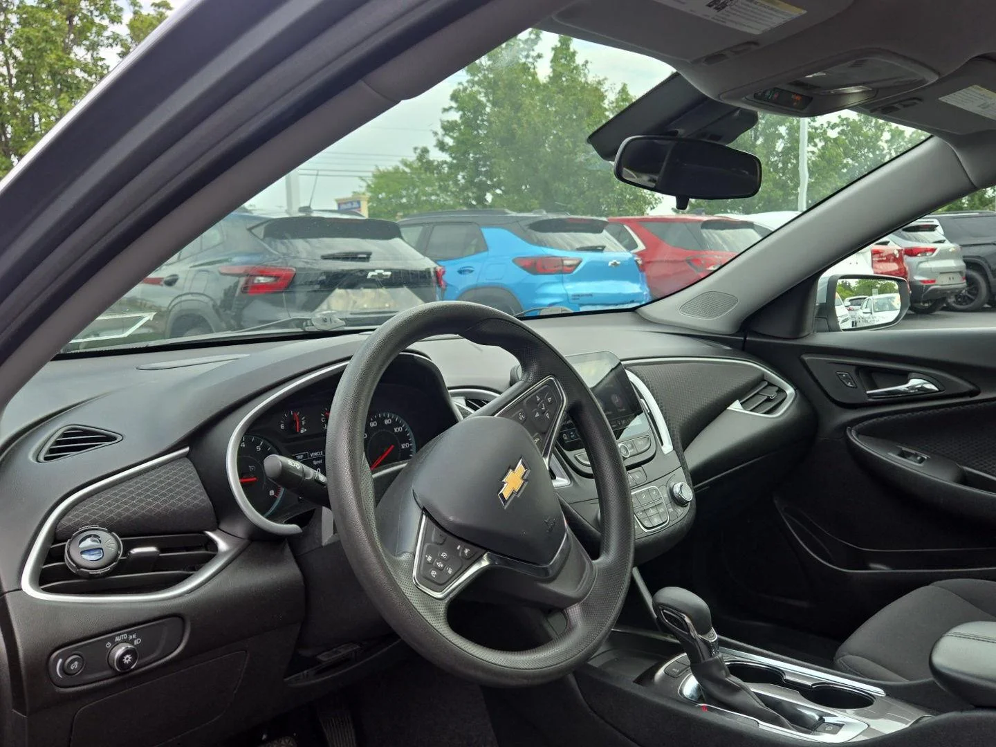 Used 2024 Sterling Gray Metallic Chevrolet LT image 3