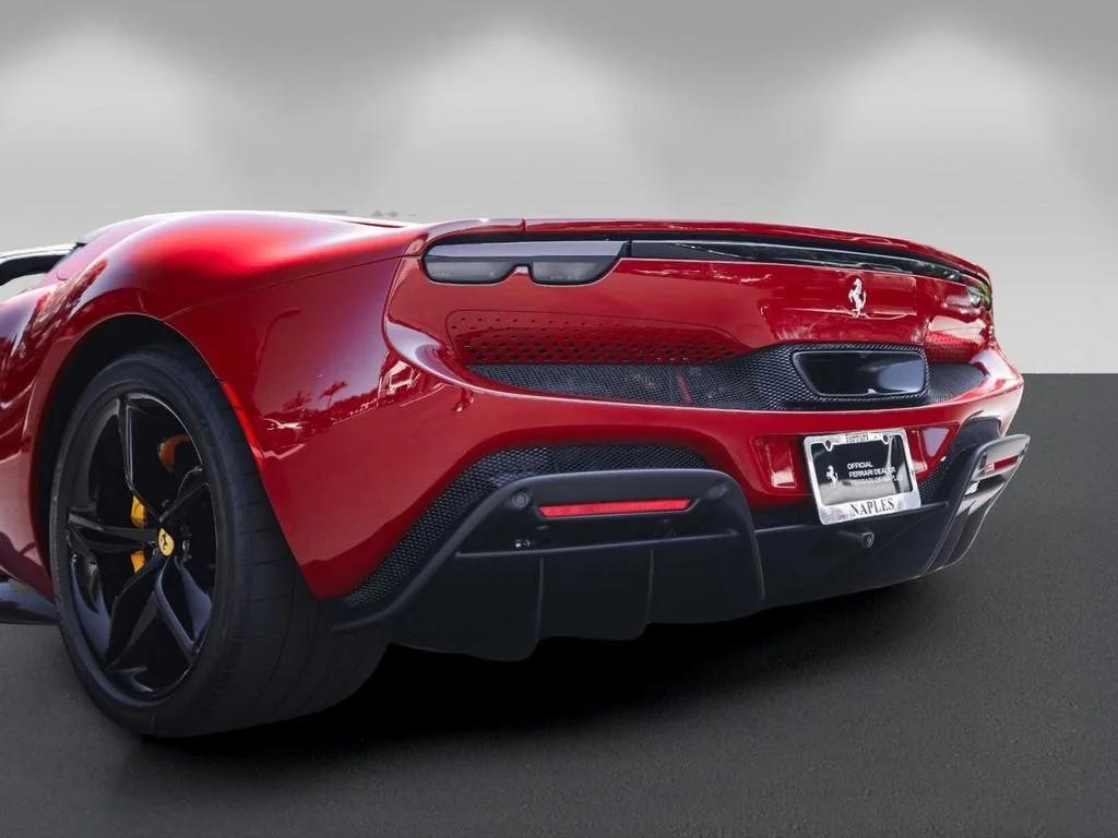Certified Used 2025 Rosso Mugello Ferrari  image 18