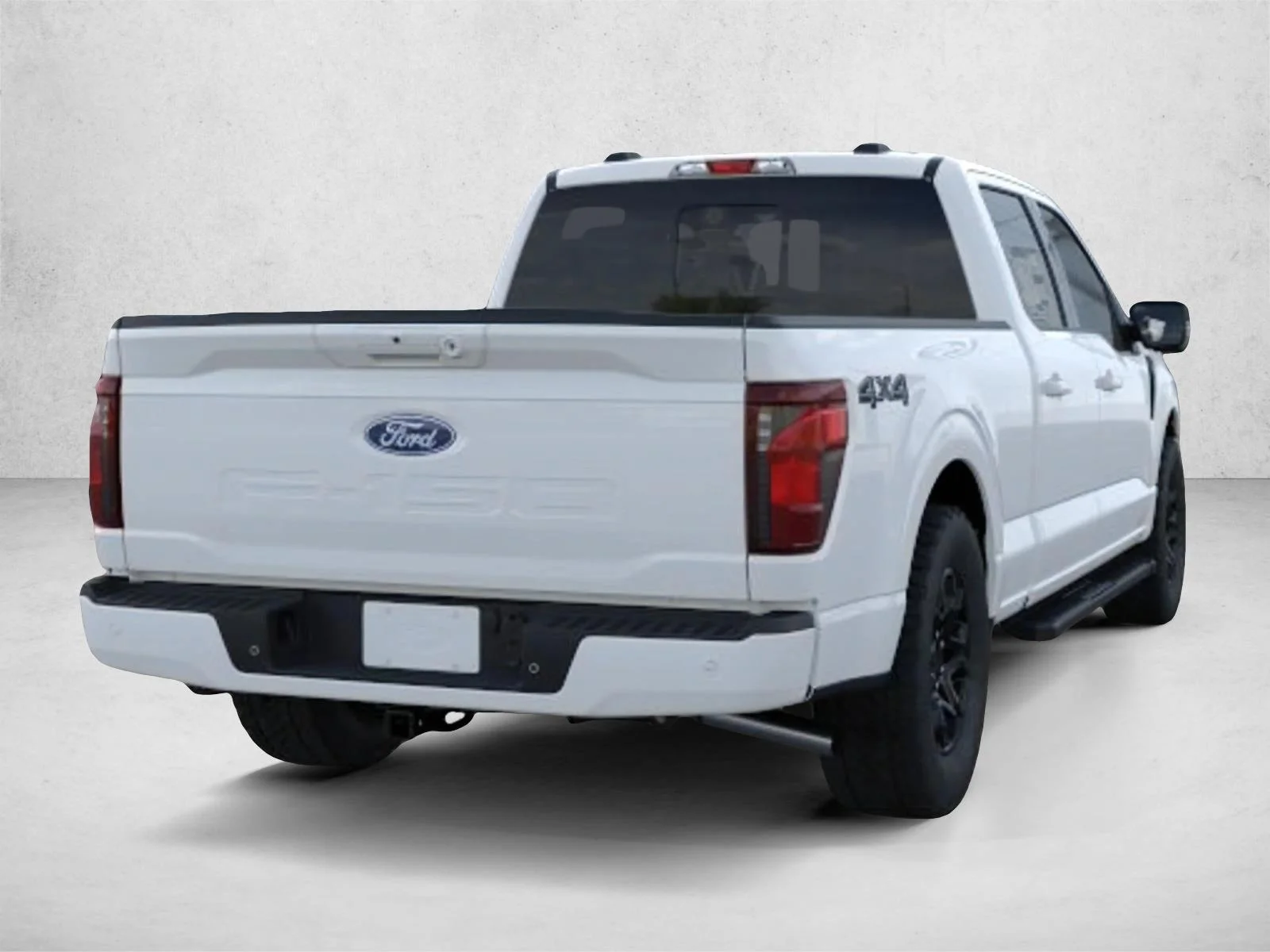 New 2026 Oxford White Ford XLT image 8