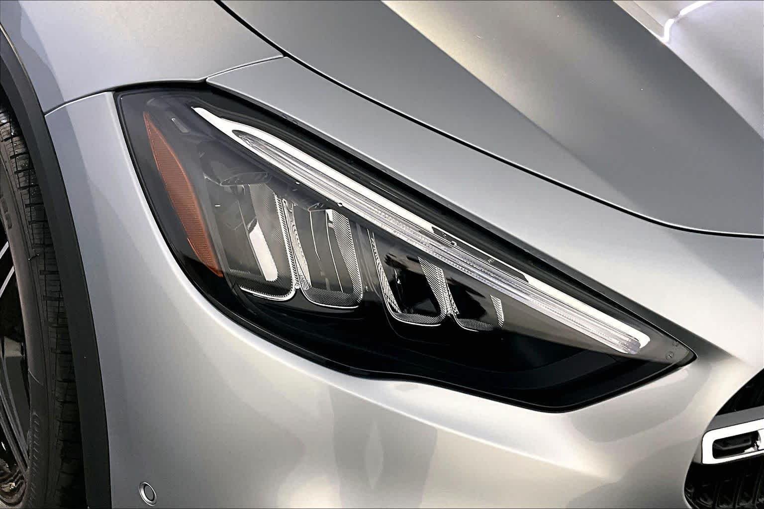 New 2026 Cirrus Silver Metallic Mercedes-Benz GLA 250 image 16