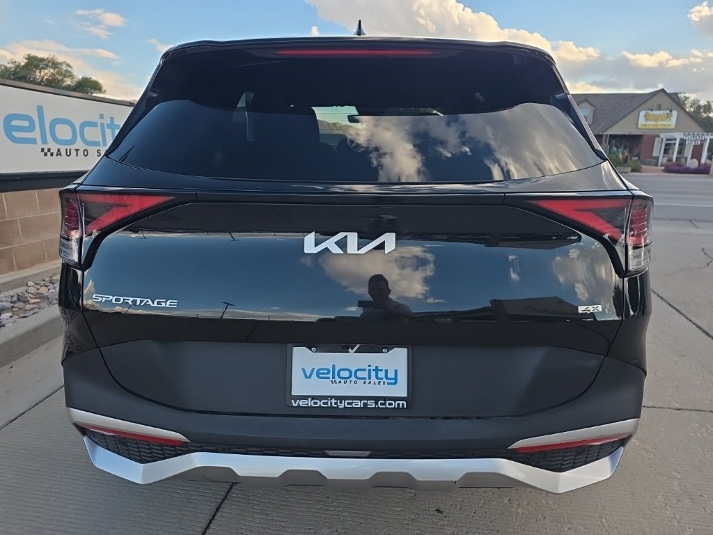 2024 Kia Sportage LX photo 3