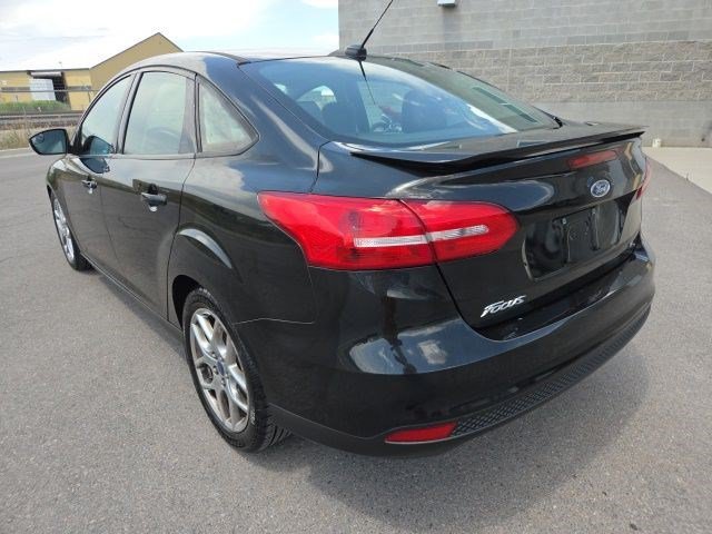 Used 2015 Black Ford SE image 5