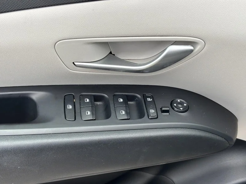 Used 2024 Gray Hyundai SE image 17