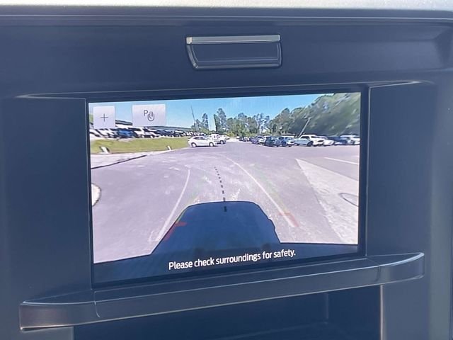 New 2026 Oxford White Ford XLT image 6
