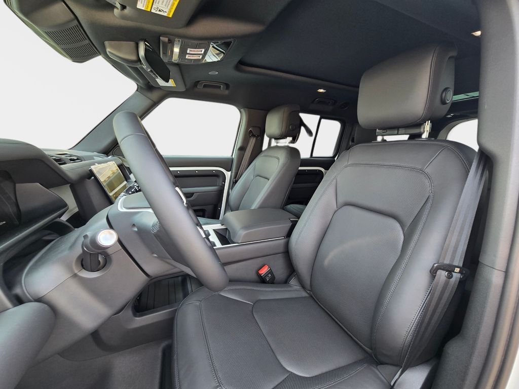 2026 Land Rover Defender X-Dynamic SE - Photo 15