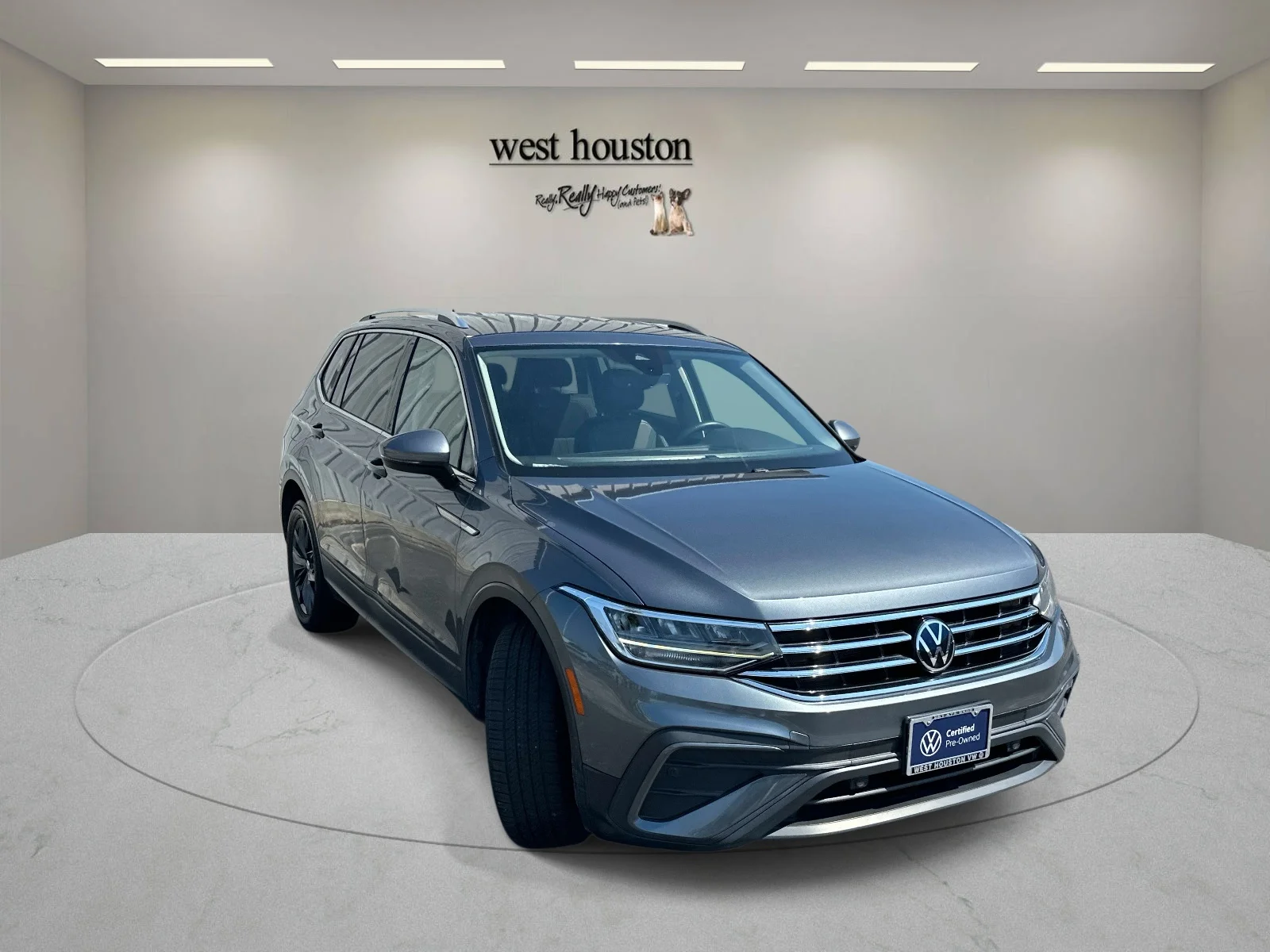 Certified Used 2023 Gray Volkswagen SE image 3