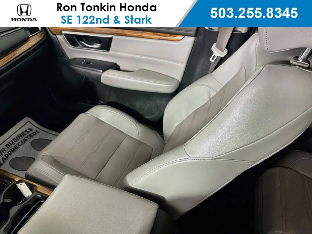 Used 2020 Crystal Black Pearl Honda Touring image 26