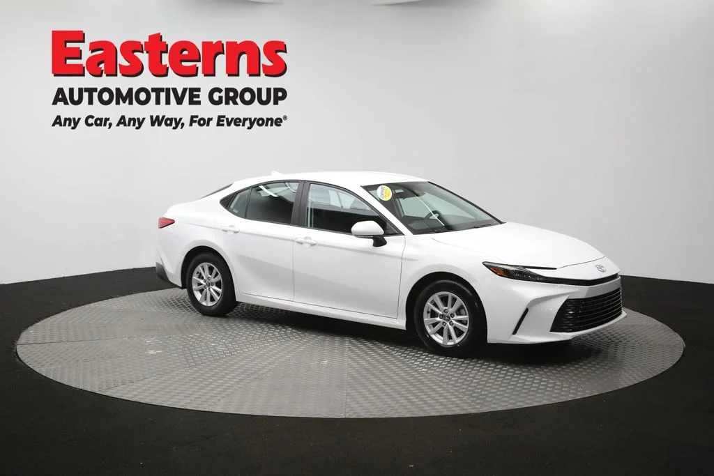 Used 2025 White Toyota LE image 46