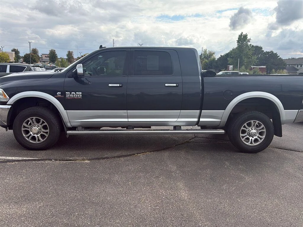 Used 2014 RAM Ram 2500 Pickup Laramie with VIN 3C6UR5NLXEG204497 for sale in Waconia, Minnesota