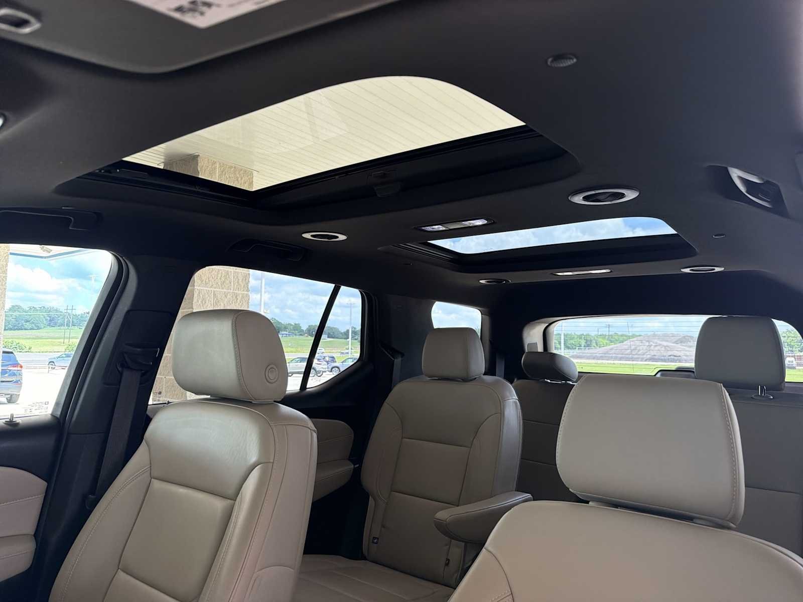 2023 Chevrolet Traverse 3LT - Photo 19