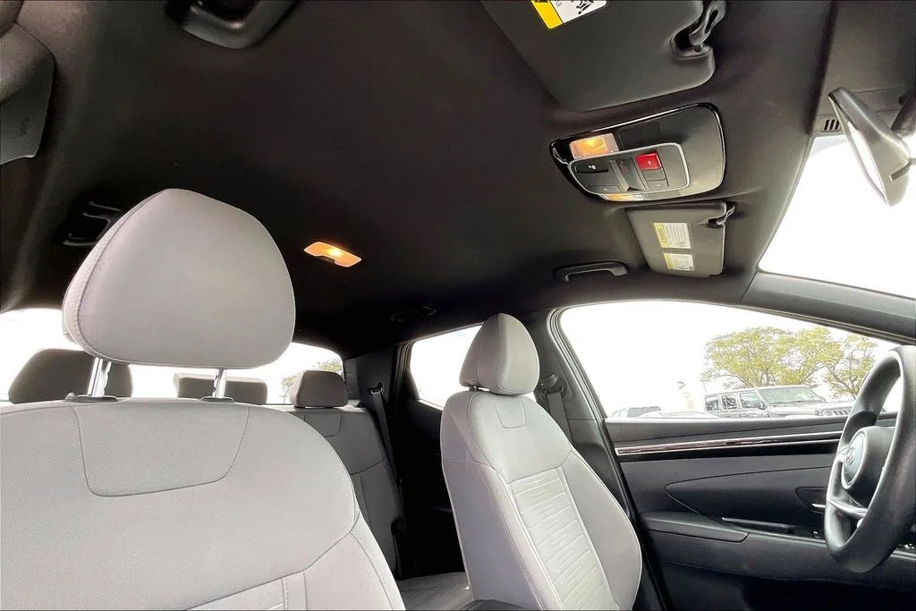 Used 2022 Black Hyundai SEL image 27