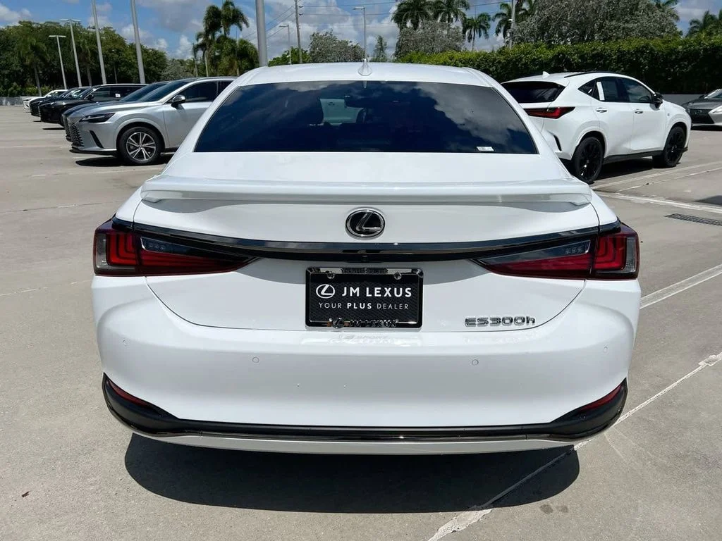Certified Used 2024 WHITE NOVA GF. Lexus 300h F SPORT Handling image 6