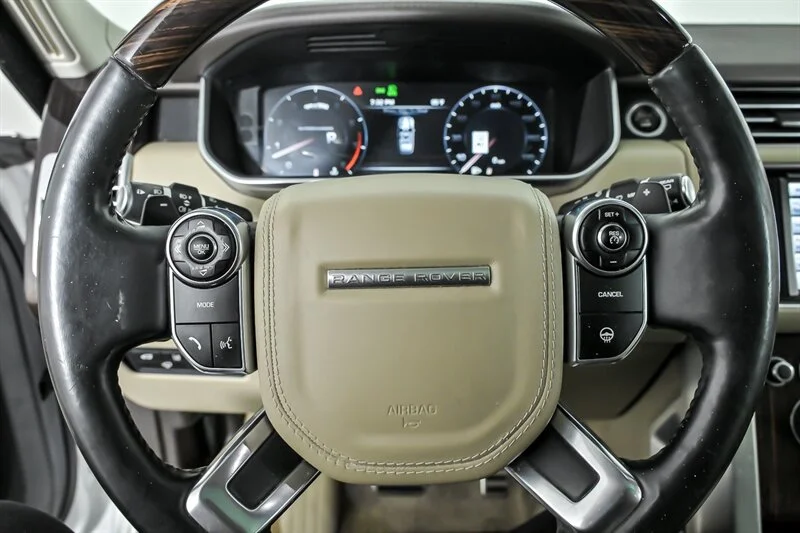 Used 2015 Fuji White Land Rover Supercharged image 23