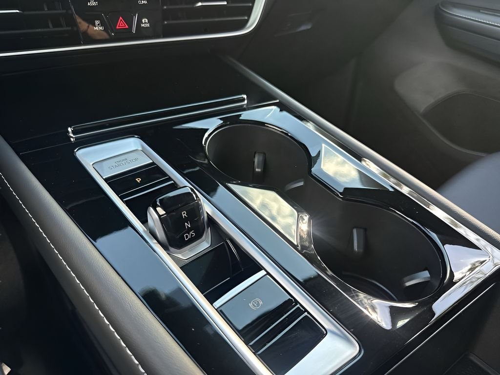New 2026 Pure Gray Volkswagen 2.0T SE w/Technology image 20