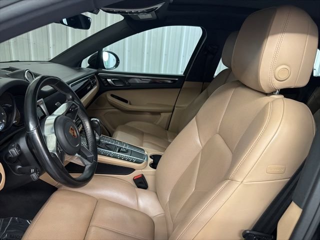 Used 2019 Jet Black Metallic Porsche Base image 11