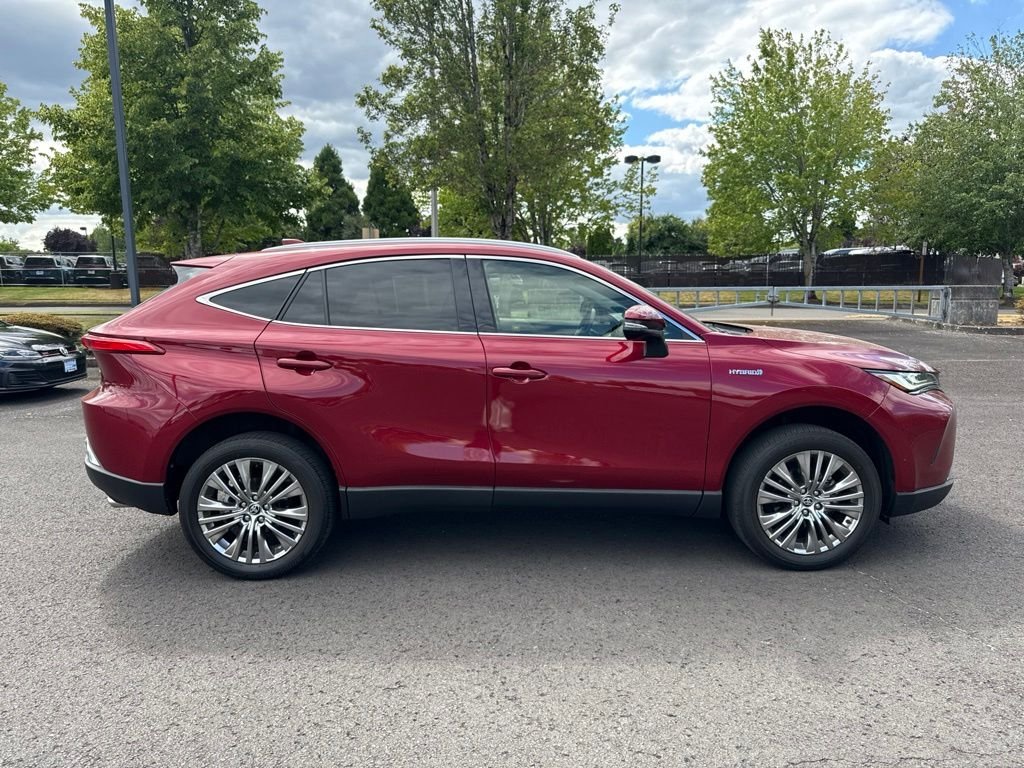 Used 2021 Ruby Flare Pearl Toyota XLE image 7