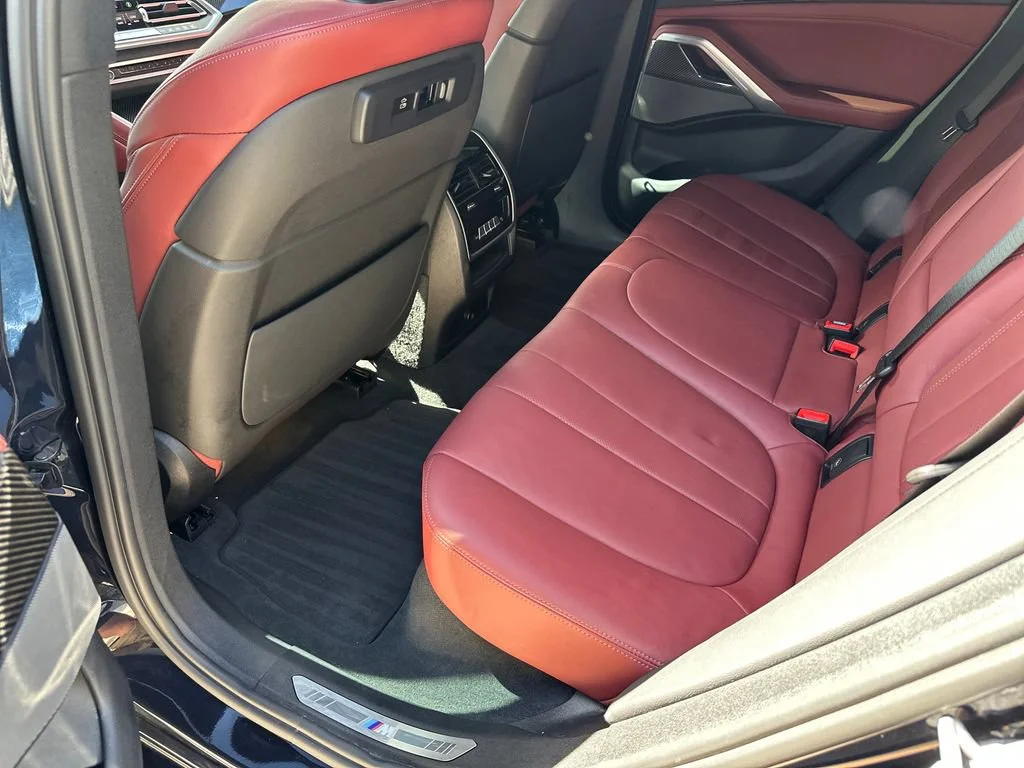 Used 2022  BMW M50i image 38