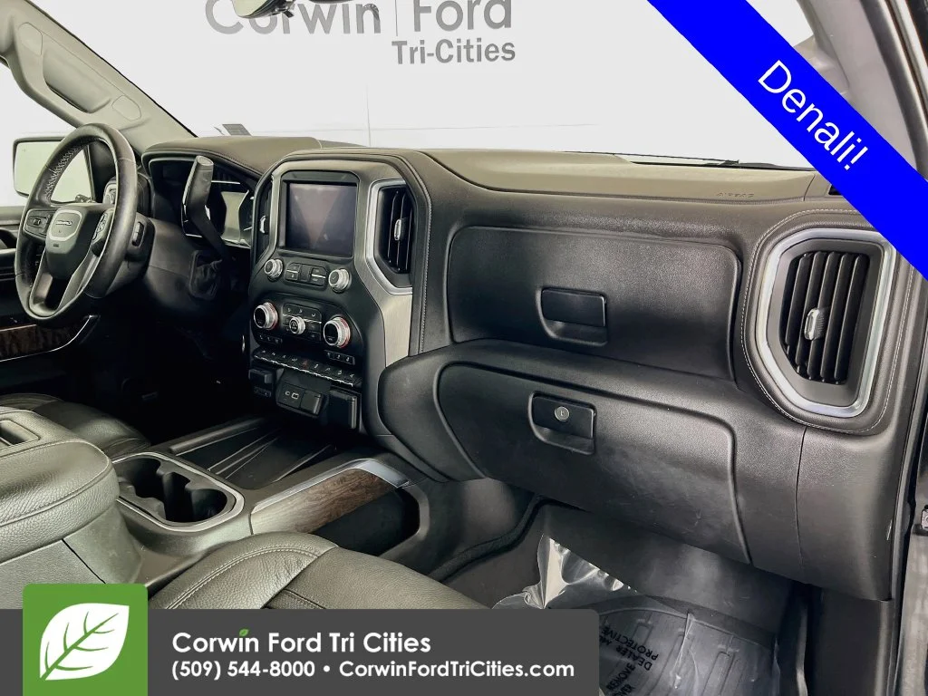 Used 2021 Onyx Black GMC Denali image 30