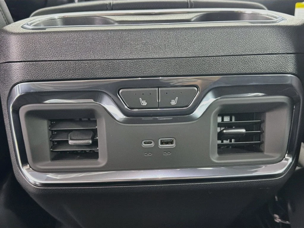 2026 Chevrolet Silverado 3500HD LTZ - Photo 23