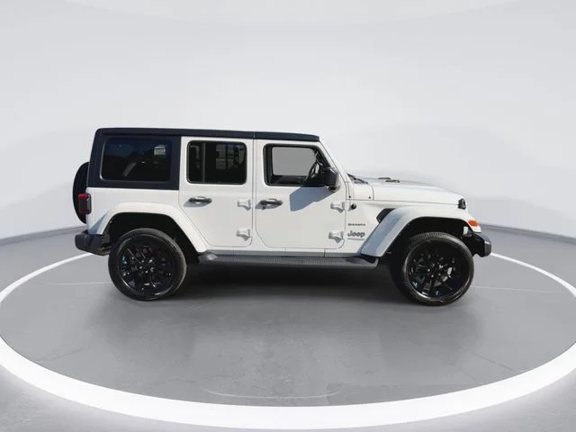 Used 2022 White Jeep Unlimited Sahara 4xe image 9